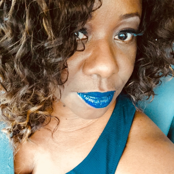 Meet your Posher, Candace - Picture 4 of 8